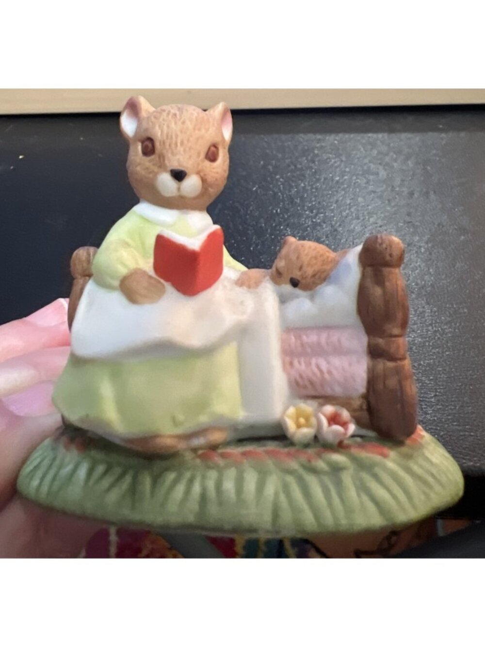 1976 Enesco Mama Rabbit Reading Bed Time Story Baby Bunny Signed $ Stamped EUC